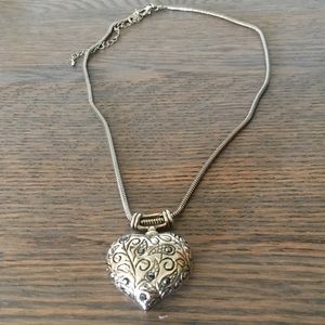 Premier Designs Heart necklace